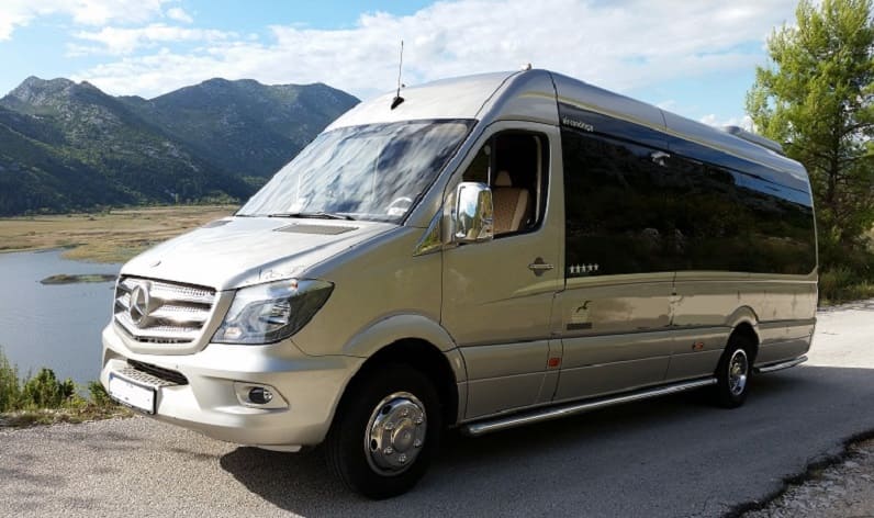 Apulia: Buses booking in Bisceglie in Bisceglie and Italy