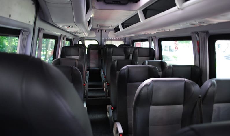 Italy: Coaches order in Apulia in Apulia and Bitonto